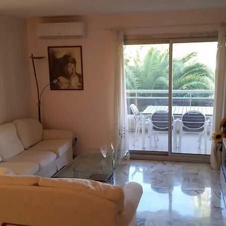 In With Swimming Pool Apartment *